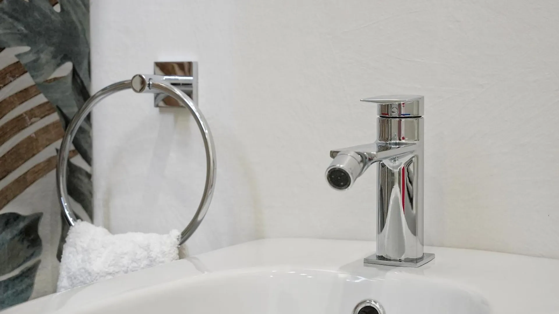 Ficurinias House-Catania Central Location-Secure Parking Holiday home