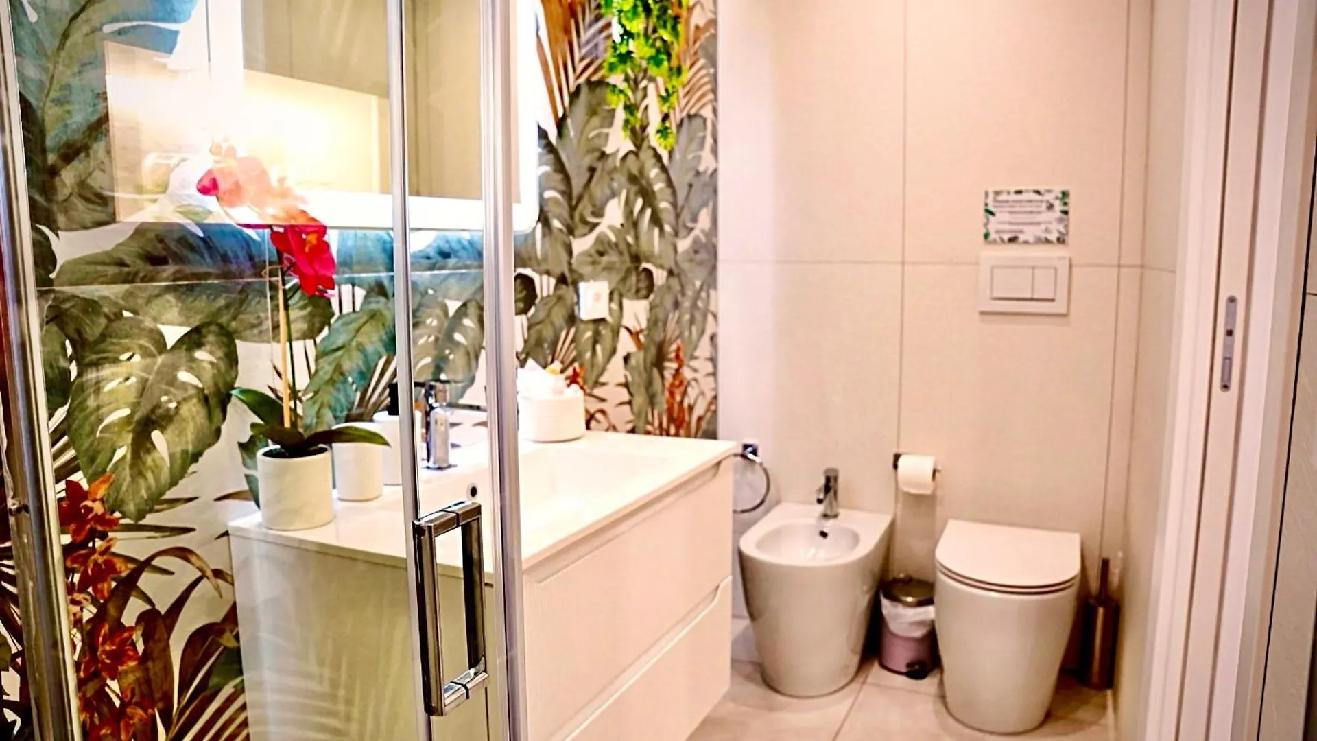 Holiday home Ficurinias House-Catania Central Location-Secure Parking