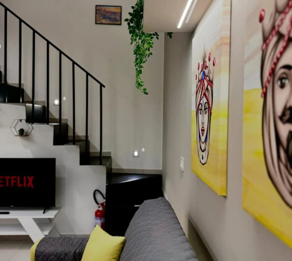 Holiday home Ficurinias House-Catania Central Location-Secure Parking