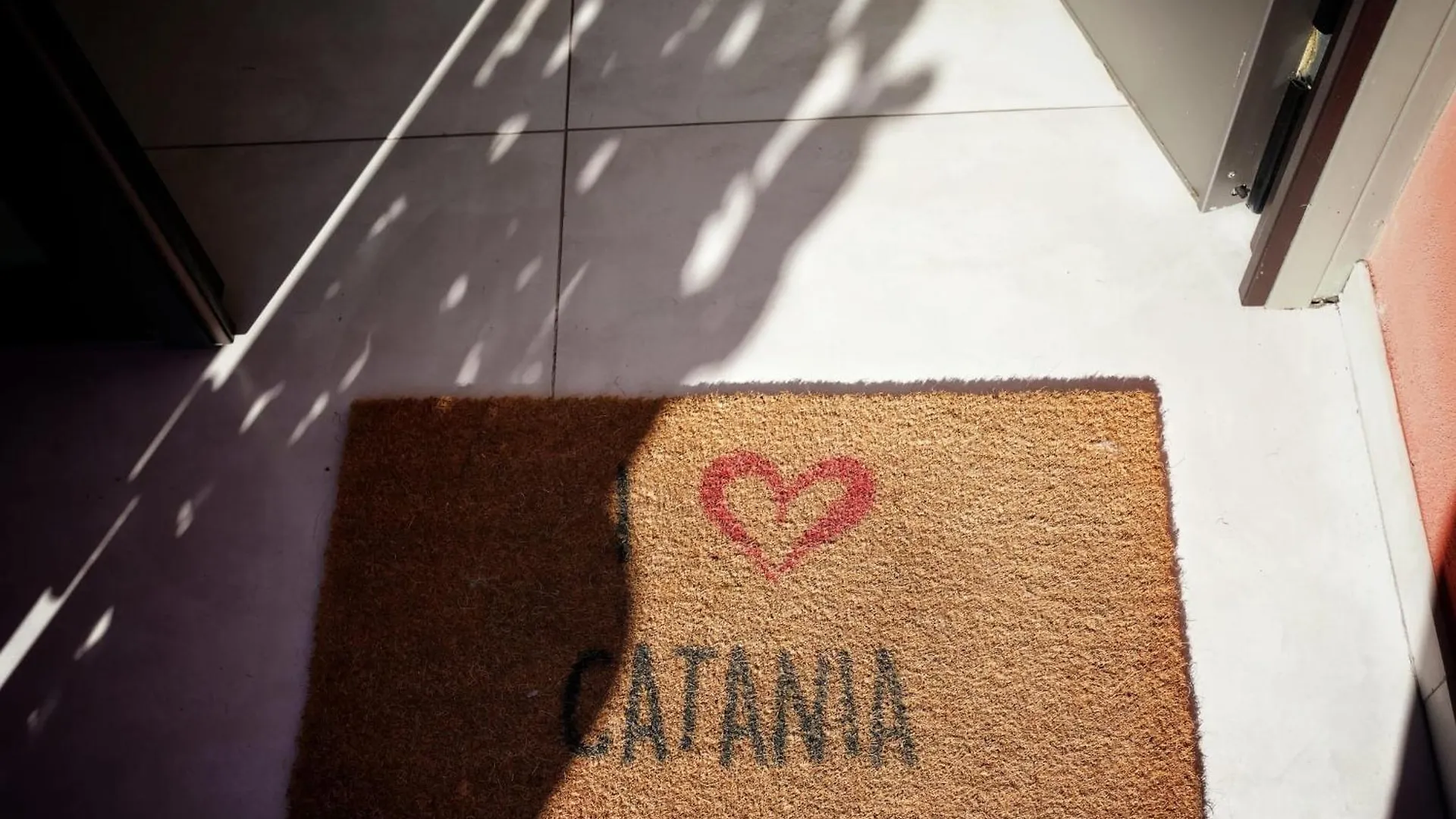 Ficurinias House-Catania Central Location-Secure Parking Holiday home Catania